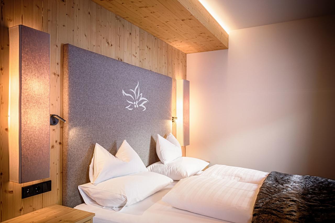 Hotel & Chalets Edelweiss Madonna  Luaran gambar